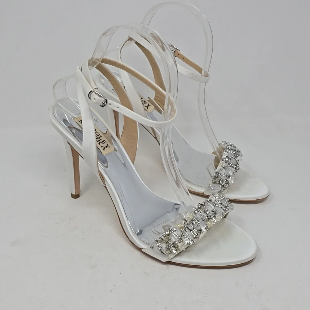 Badgley Mischka Beaded Of Whithe Ankle Strap Heels Sandals Size 8